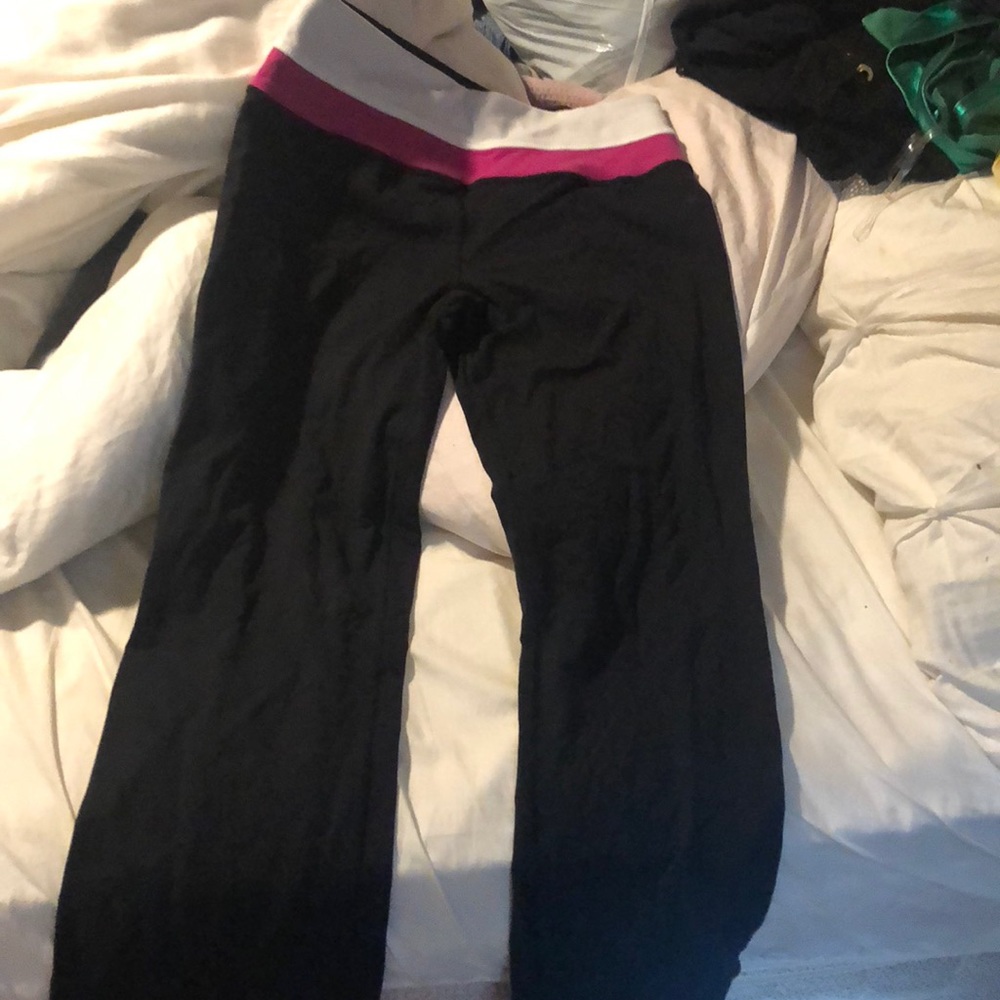 Lulu lemon yoga pants